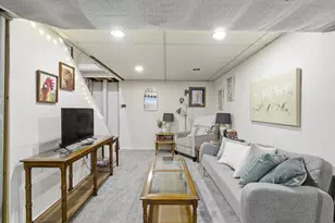 6191-6193 Ambleside Dr, Columbus, OH 43229 - Photo 9