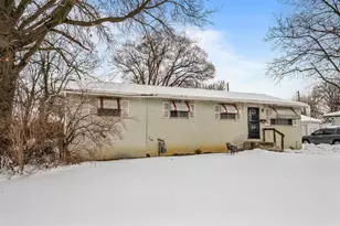 1718 Weiler Ave, Columbus, OH 43207 - Photo 3