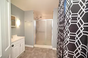 126 W Washington Ave, Marion, OH 43302 - Photo 17