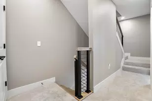 2288 Quarry Trails Dr, Columbus, OH 43228 - Photo 41