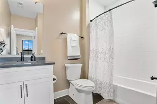 2288 Quarry Trails Dr, Columbus, OH 43228 - Photo 9