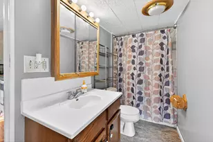 531 E Franklin St, Circleville, OH 43113 - Photo 17