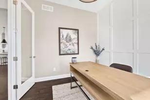 5450 Maple Dr, Lewis Center, OH 43035 - Photo 9