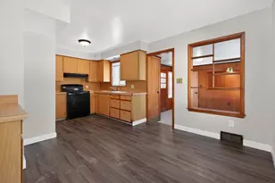 2735 Berrell Ave, Columbus, OH 43211 - Photo 15