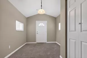 151 Columbian Ave, Columbus, OH 43223 - Photo 5