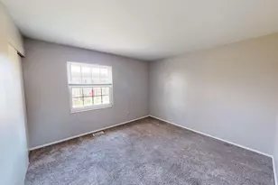 4723 Tarryton Ct S, Columbus, OH 43228 - Photo 13