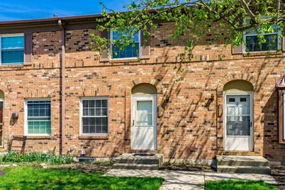 4723 Tarryton Court S #14E, Columbus, OH 43228 - Photo 3