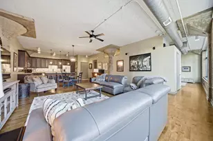 300 W Spring St, Columbus, OH 43215 - Photo 15