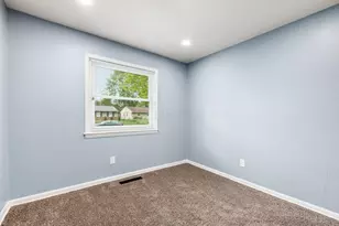 1492 Burlington Ave, Columbus, OH 43227 - Photo 13