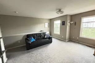 5821 Marble Creek St, Dublin, OH 43016 - Photo 7