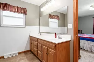 125 Persimmon Dr NE, Newark, OH 43055 - Photo 13