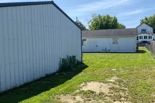 112 E School St, New Holland, OH 43145 - Photo 25