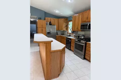2571 W Choctaw Drive, London, OH 43140 - Photo 5