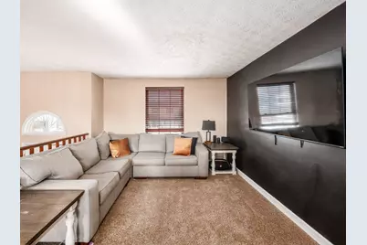 7001 Richfield Drive, Reynoldsburg, OH 43068 - Photo 9