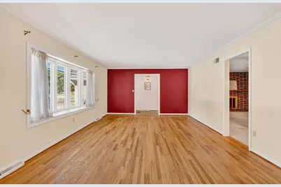 710 Hawthorne Drive, Circleville, OH 43113 - Photo 9