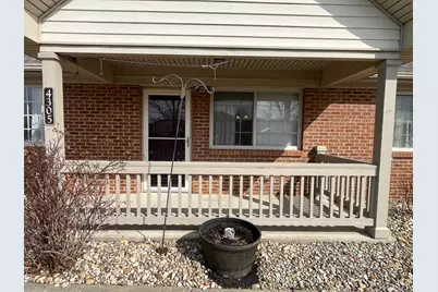 4305 Strattford Circle E, Zanesville, OH 43701 - Photo 3