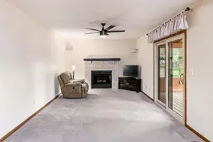 544 Waring Way, Columbus, OH 43213 - Photo 11