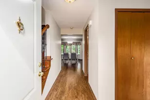 544 Waring Way, Columbus, OH 43213 - Photo 3