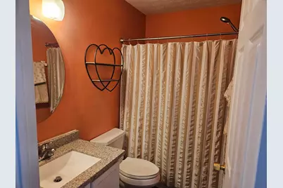 988 Hartford Village Boulevard, Columbus, OH 43228 - Photo 19