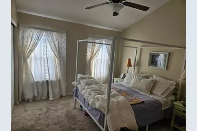 988 Hartford Village Boulevard, Columbus, OH 43228 - Photo 11