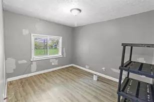 637 S Wheatland Ave, Columbus, OH 43204 - Photo 11