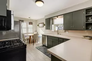 1489 Westminster Dr, Columbus, OH 43221 - Photo 9