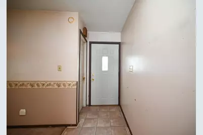 819 Laura Drive, Marion, OH 43302 - Photo 5