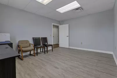 967 Worthington Woods Loop Road, Columbus, OH 43085 - Photo 5