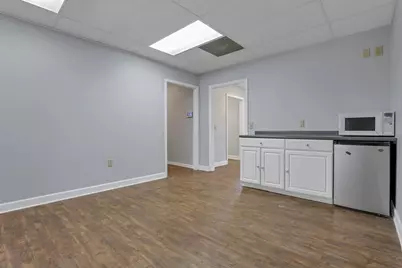 967 Worthington Woods Loop Road, Columbus, OH 43085 - Photo 7