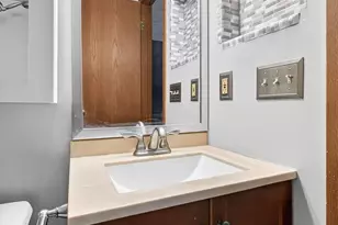 3712 Creek Ridge Ct, Columbus, OH 43230 - Photo 29