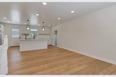 102 Troy Road, Delaware, OH 43015 - Photo 9