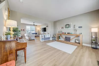 182 Honey Locust Lane, Commercial Point, OH 43116 - Photo 3