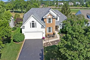 7707 Glenmore Dr, Powell, OH 43065 - Photo 3