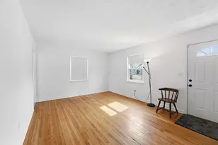 796 E Kenworth Rd, Columbus, OH 43224 - Photo 3