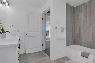 41 E Columbus St, Thornville, OH 43076 - Photo 5