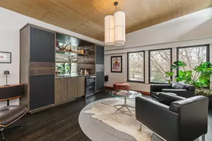 2837 Canterbury Ln, Columbus, OH 43221 - Photo 7