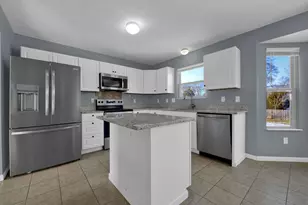 2902 Footloose Dr, Columbus, OH 43231 - Photo 9