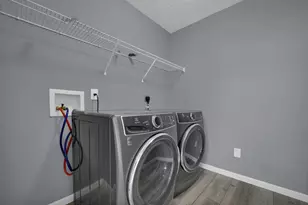 2902 Footloose Dr, Columbus, OH 43231 - Photo 15