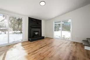 2585 Eakin Rd, Columbus, OH 43204 - Photo 15