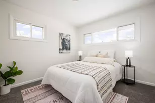 2585 Eakin Rd, Columbus, OH 43204 - Photo 19