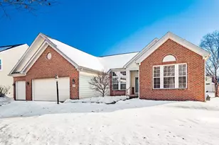 1327 Donahey St, Columbus, OH 43235 - Photo 3