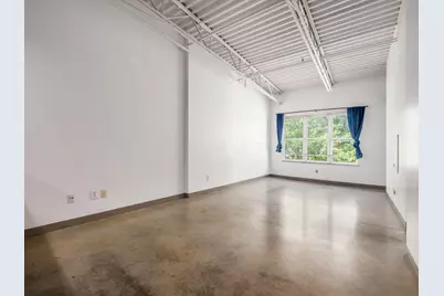 769 N High Street #R303, Columbus, OH 43215 - Photo 3