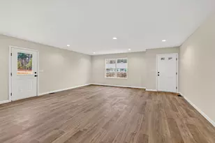 358 Elm St, New Straitsville, OH 43766 - Photo 7