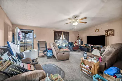 110 Inah Avenue, Columbus, OH 43228 - Photo 3