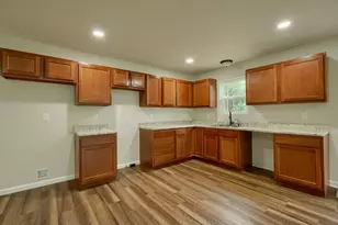 353 Elm St, New Straitsville, OH 43766 - Photo 13