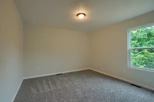 353 Elm St, New Straitsville, OH 43766 - Photo 23