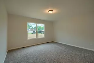 353 Elm St, New Straitsville, OH 43766 - Photo 17