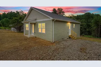 353 Elm Street, New Straitsville, OH 43766 - Photo 1