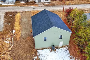 353 Elm St, New Straitsville, OH 43766 - Photo 47