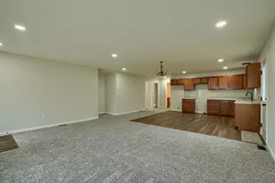 353 Elm St, New Straitsville, OH 43766 - Photo 11